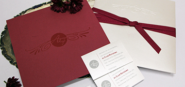 Invitaciones sobre diseño, personalizadas